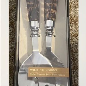 Wild eye design salad servers